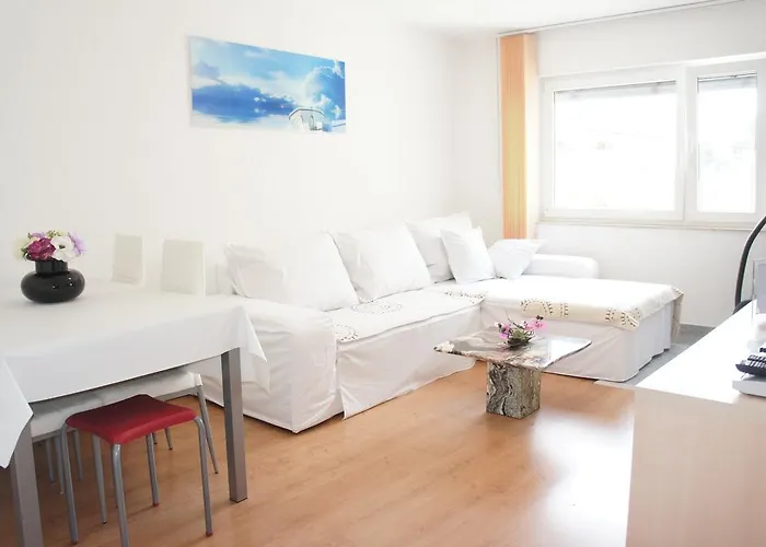 Apartament Apartments Zara *