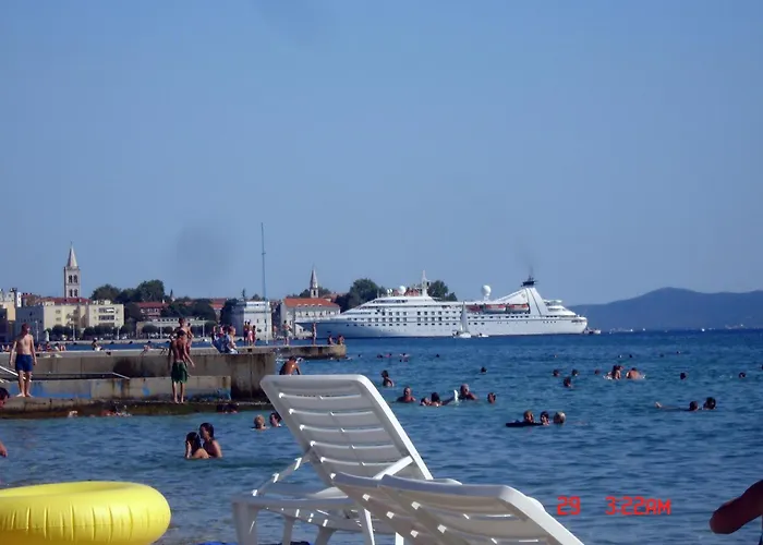 Apartament Apartments Zara